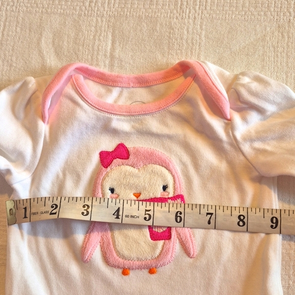 Gymboree girls 3-6 months bodysuit fuzzy penguin design - Picture 5 of 6